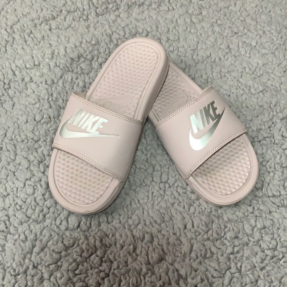 Nike slides